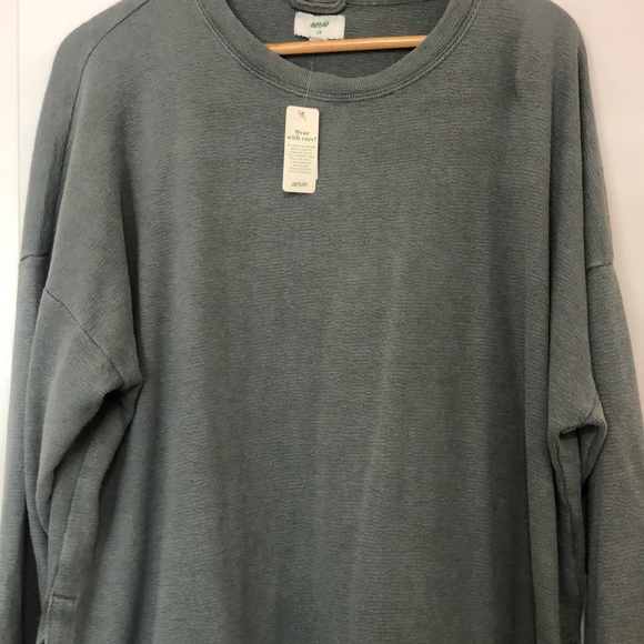 Sz large aerie sweatshirt - Picture 3 of 3